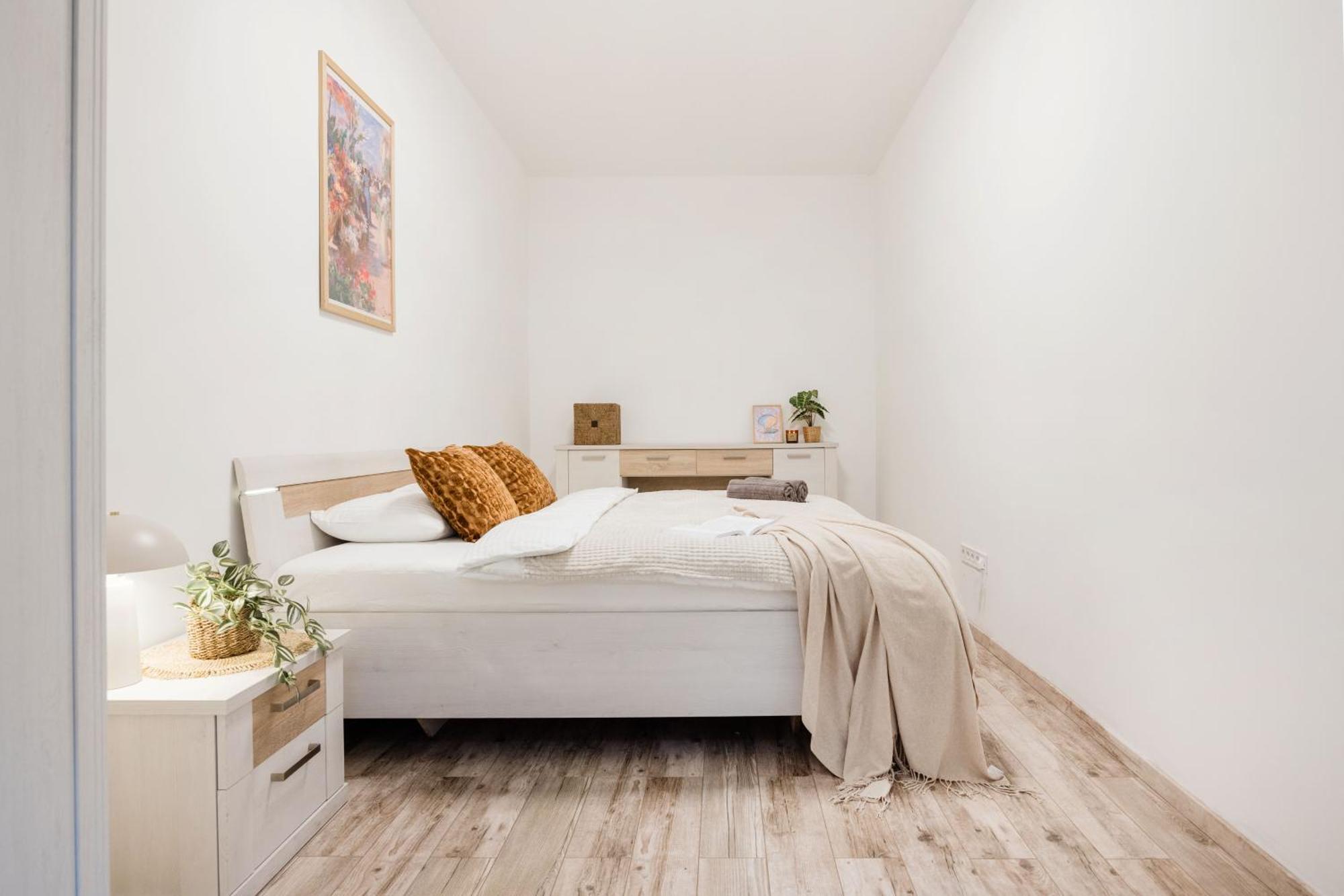 Designer Boutique 2R Walk To Opera House & Basilica Apartment Budapest Bagian luar foto