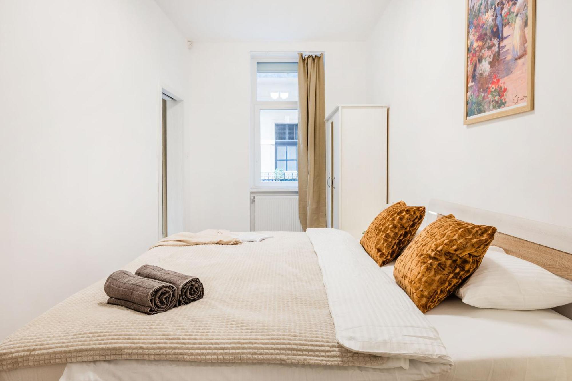 Designer Boutique 2R Walk To Opera House & Basilica Apartment Budapest Bagian luar foto